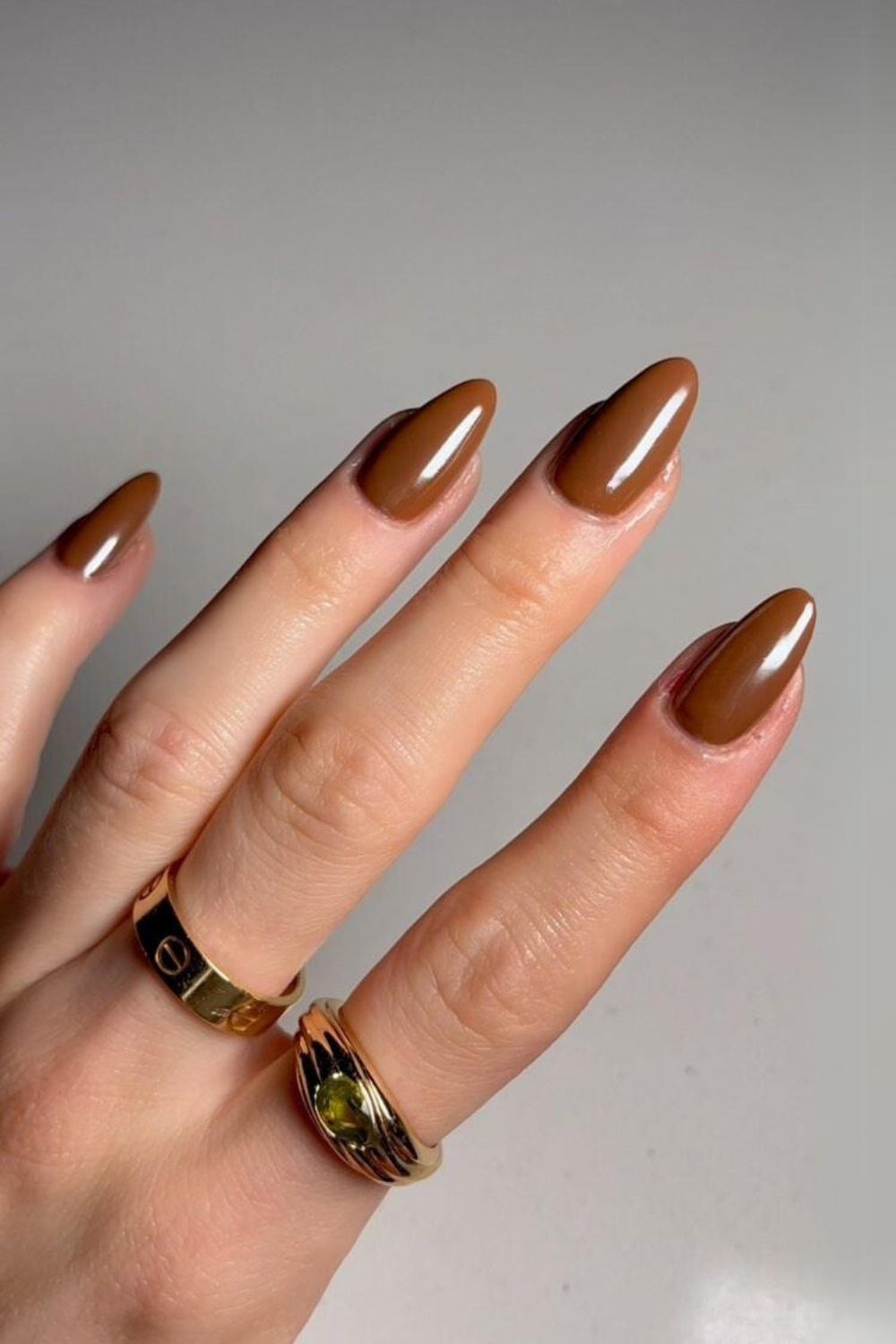 Glazed cinnamon nails