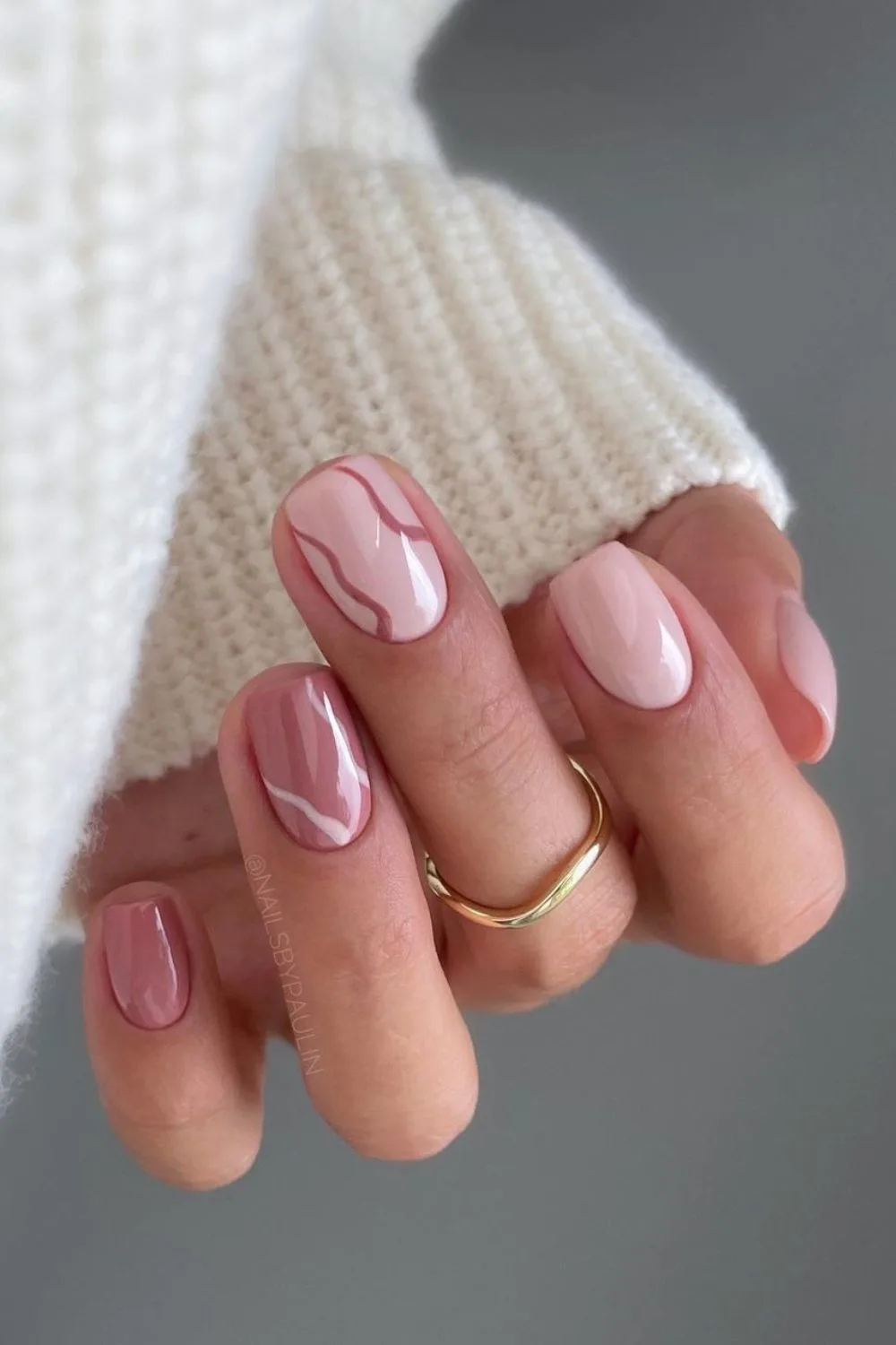 Mauve pink and light pink nails