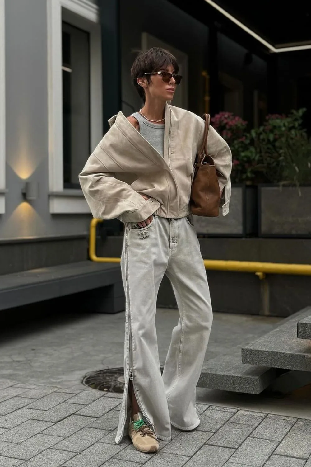 Oversized Jacket & Wide-Leg Jeans