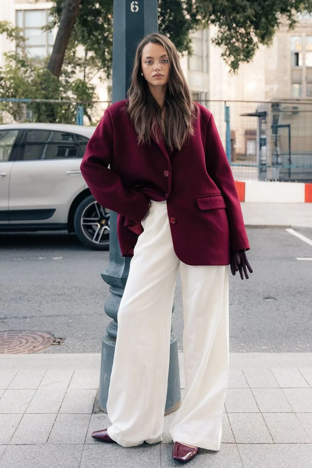 Oversized burgundy Blazer & Wide-Leg Trousers