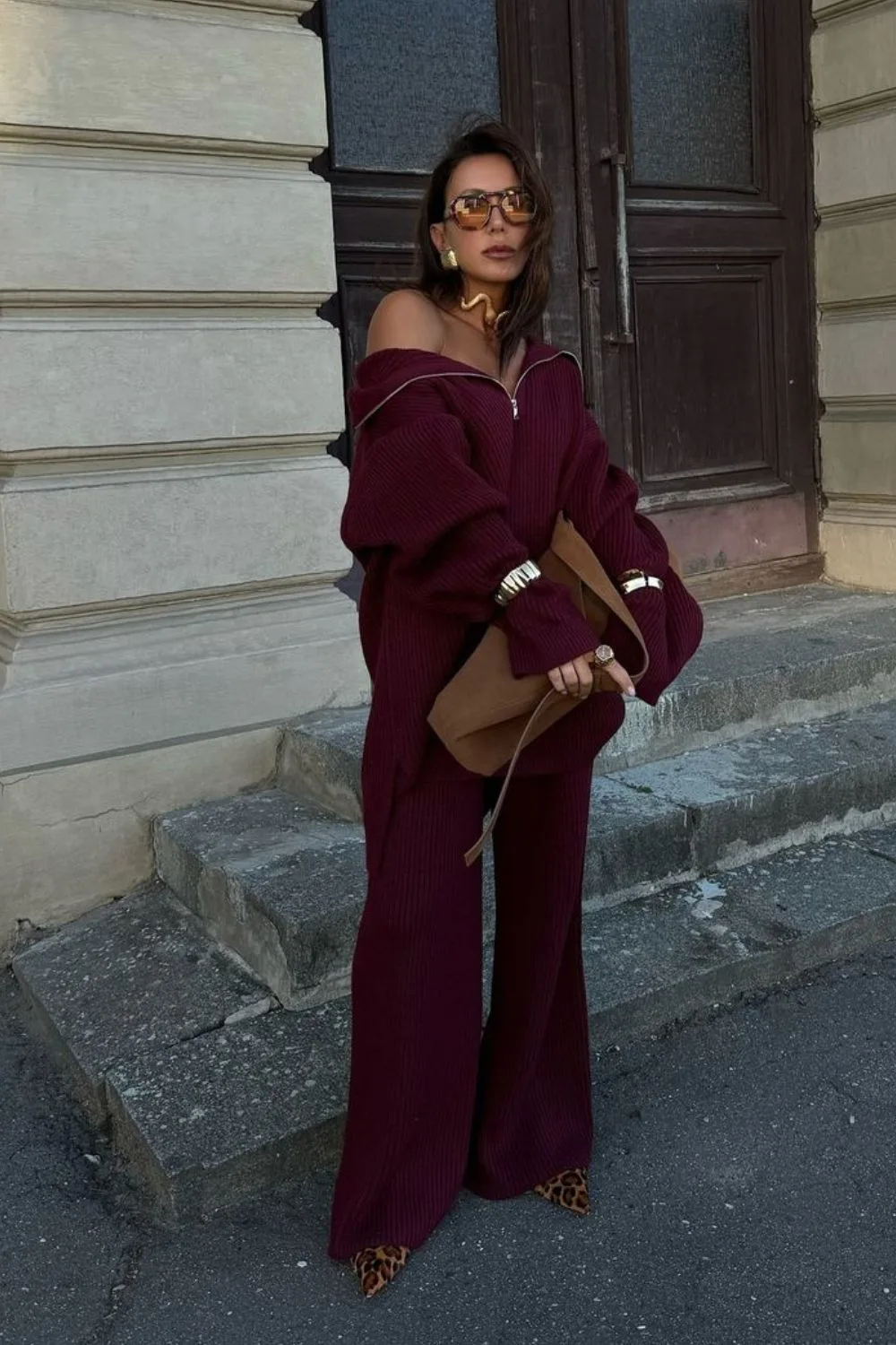 Oversized burgundy Zip-Up & Wide-Leg Pants