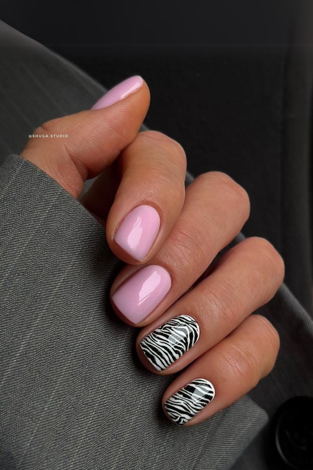 Pink mani with black and white zebra print