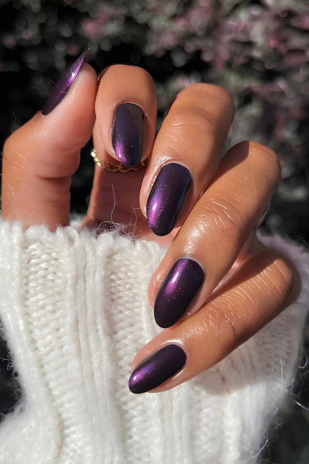 Purple fall nails with a satin finish