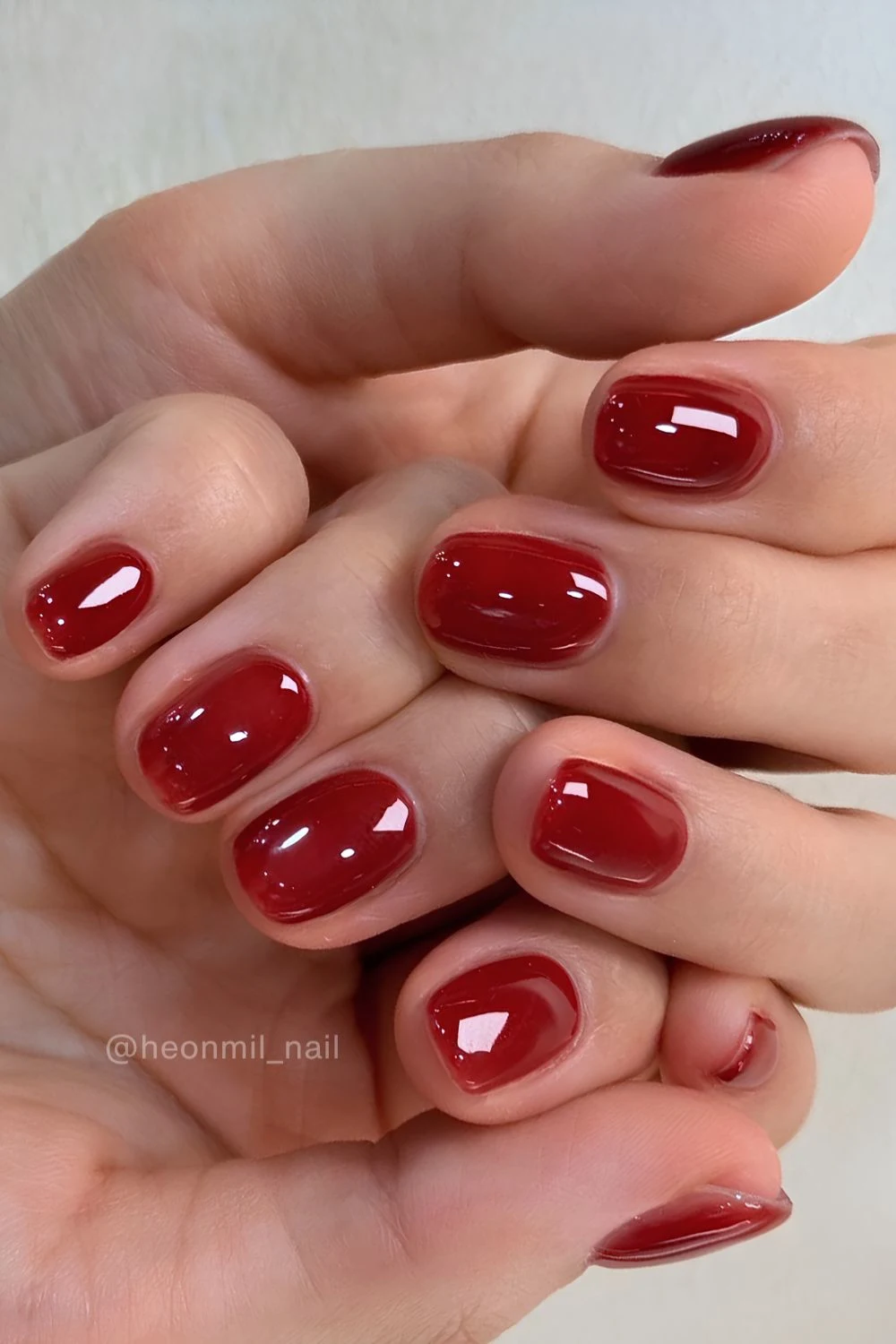 Short cranberry red jelly mani