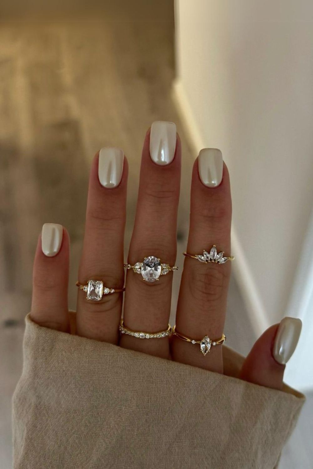 White chrome fall nails