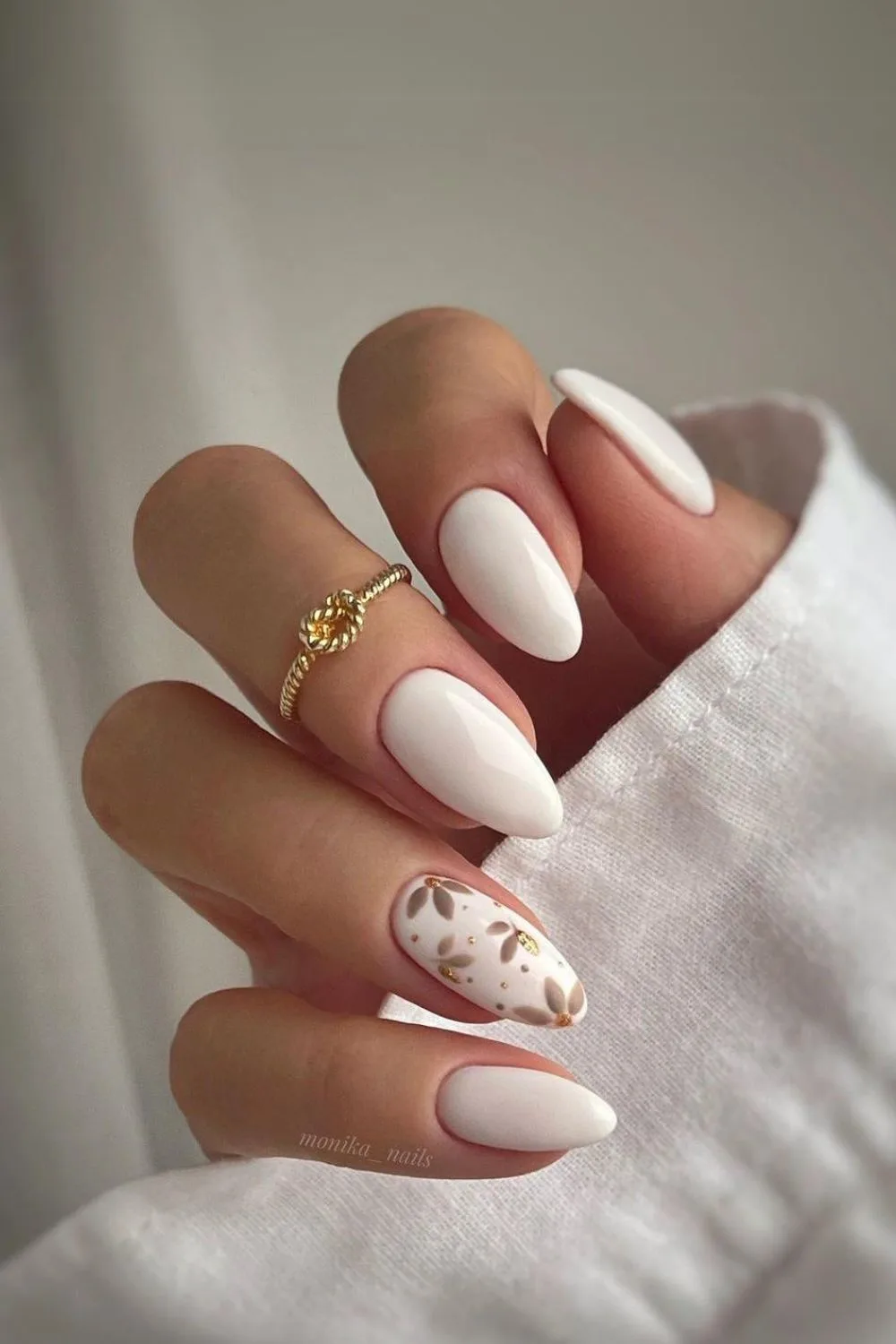 White nails with chrome flowers