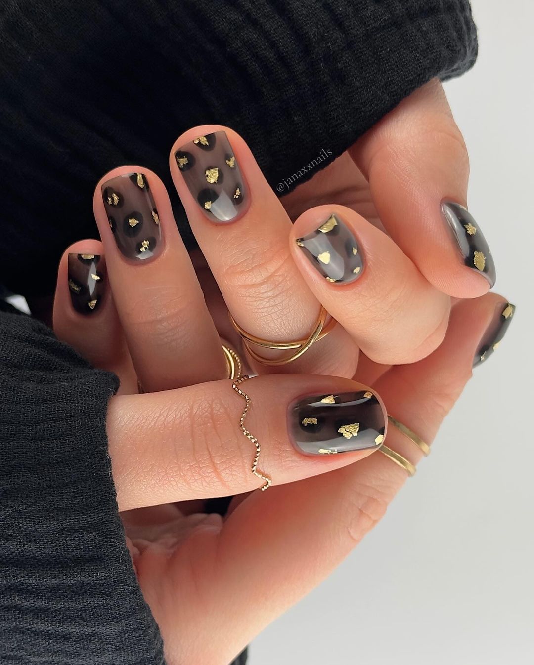 leopard print nails