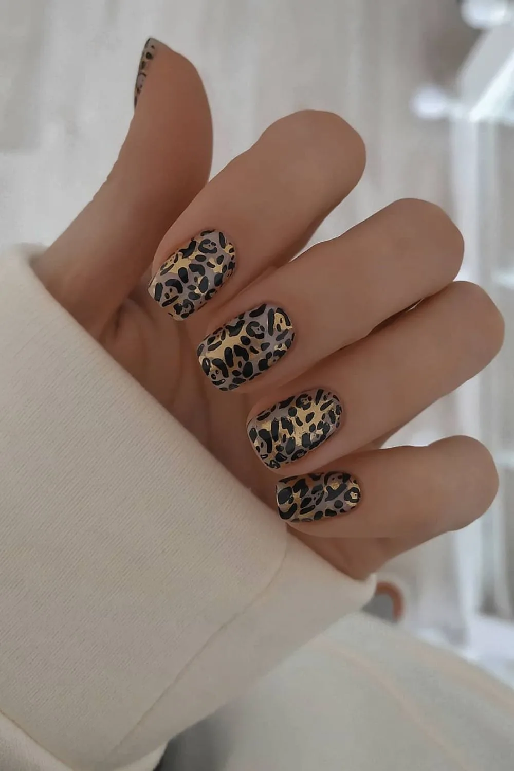 leopard print nails