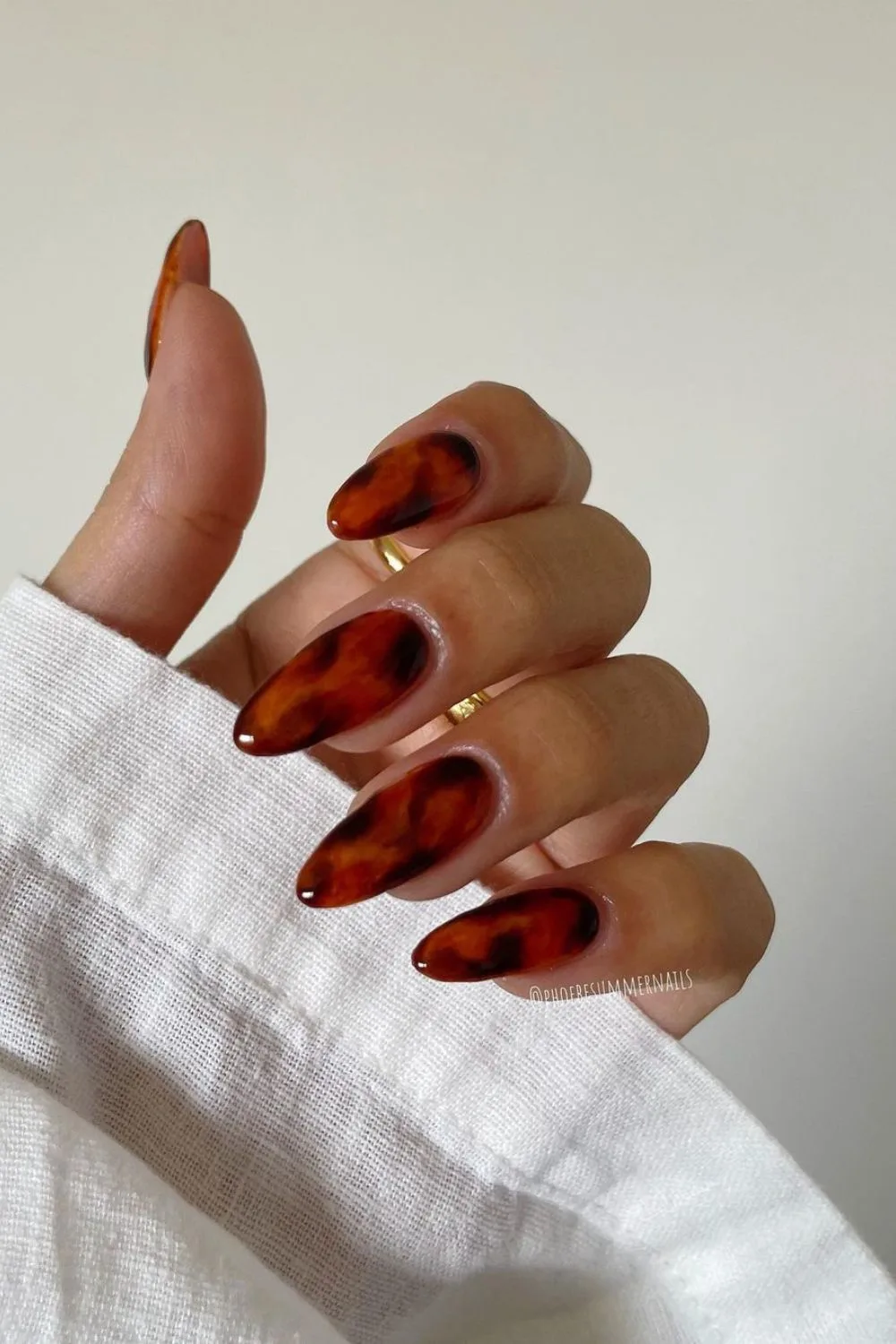 tortoise shell nails