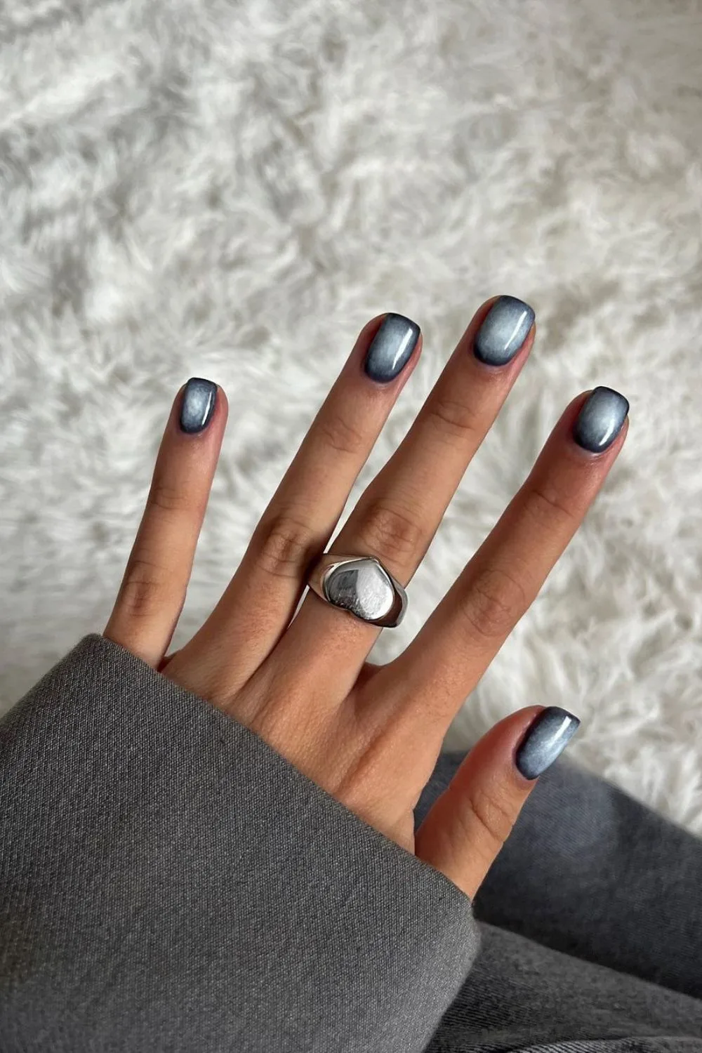 Black and white smoky aura nails