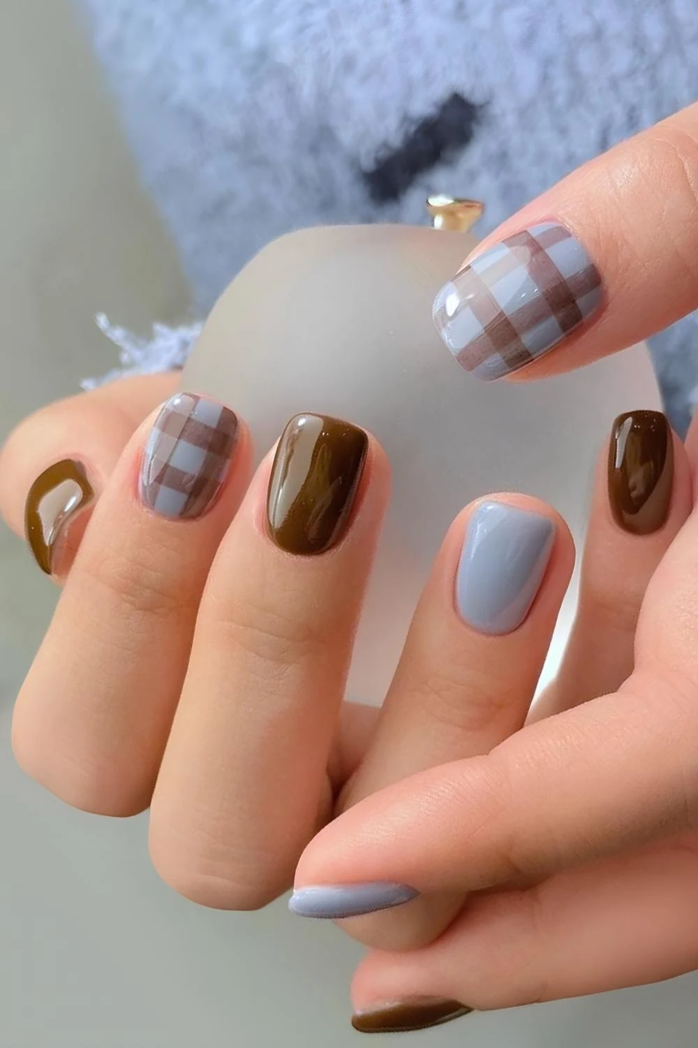 Brown and blue plaid manicure