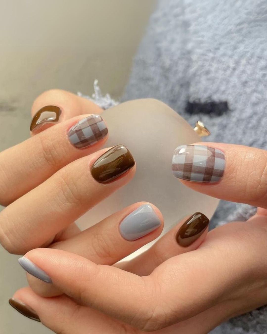 Brown and blue plaid nails