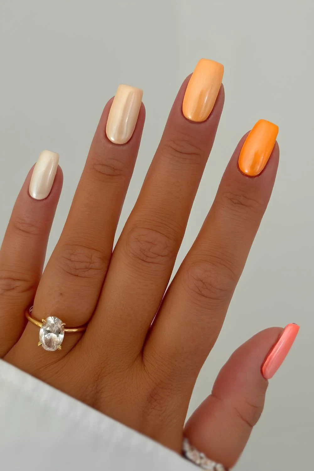 Chrome peach gradient nails