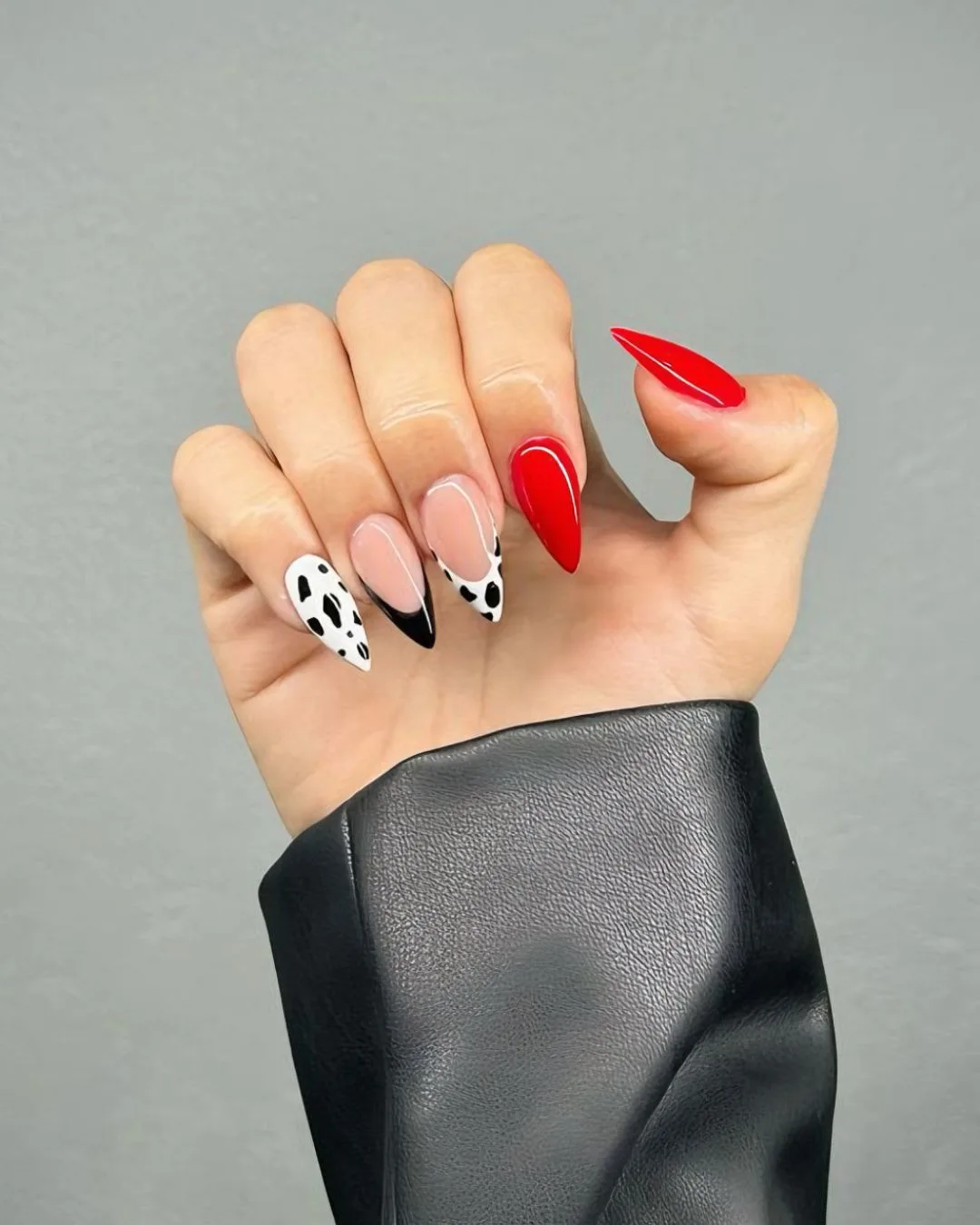 Cruella de Vil-inspired nails