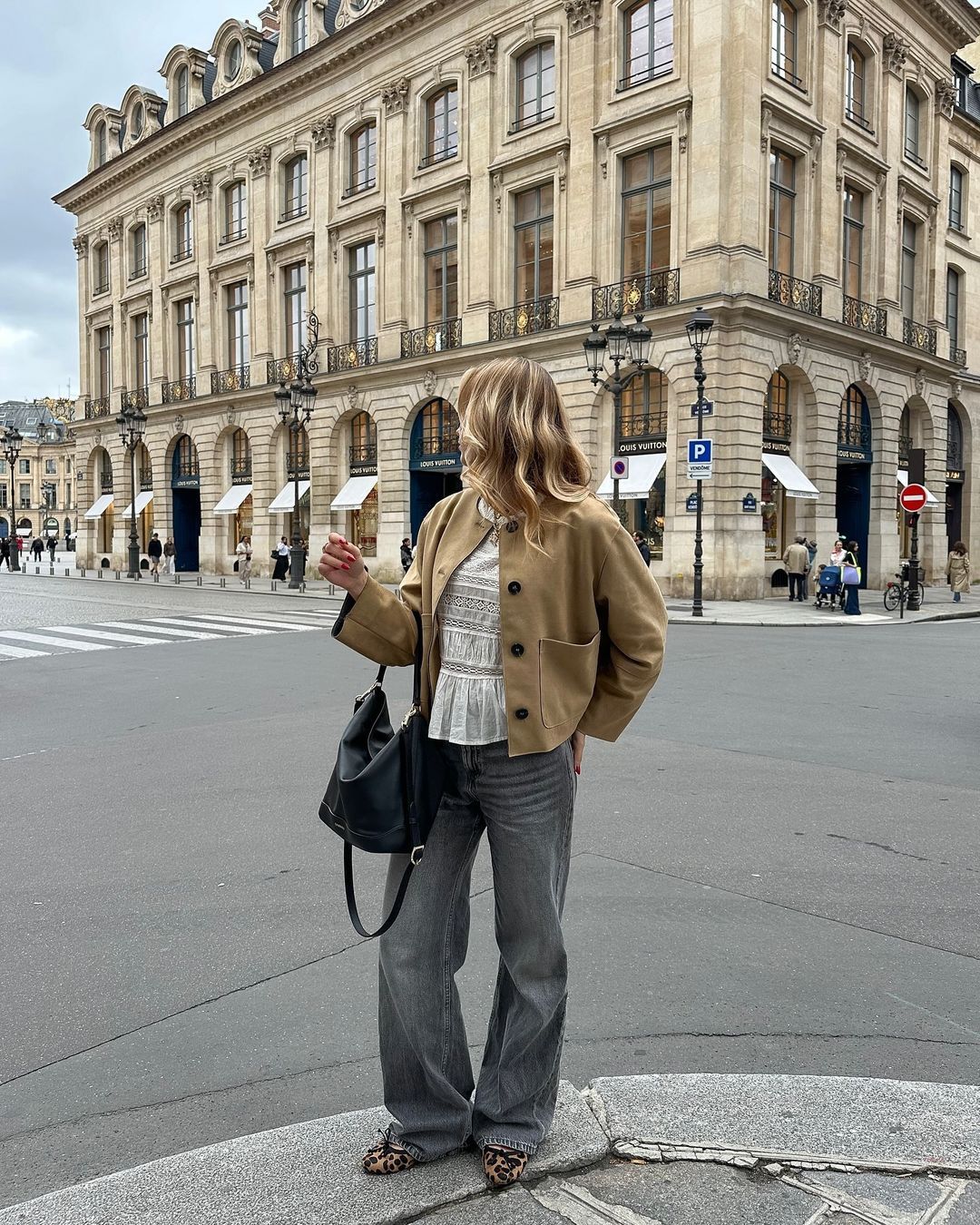 Gray Scarf and Short Coat with White Trousers