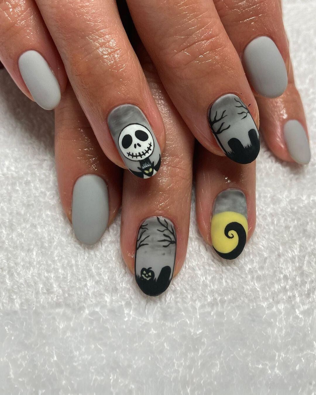 Jack Skellington-inspired nails