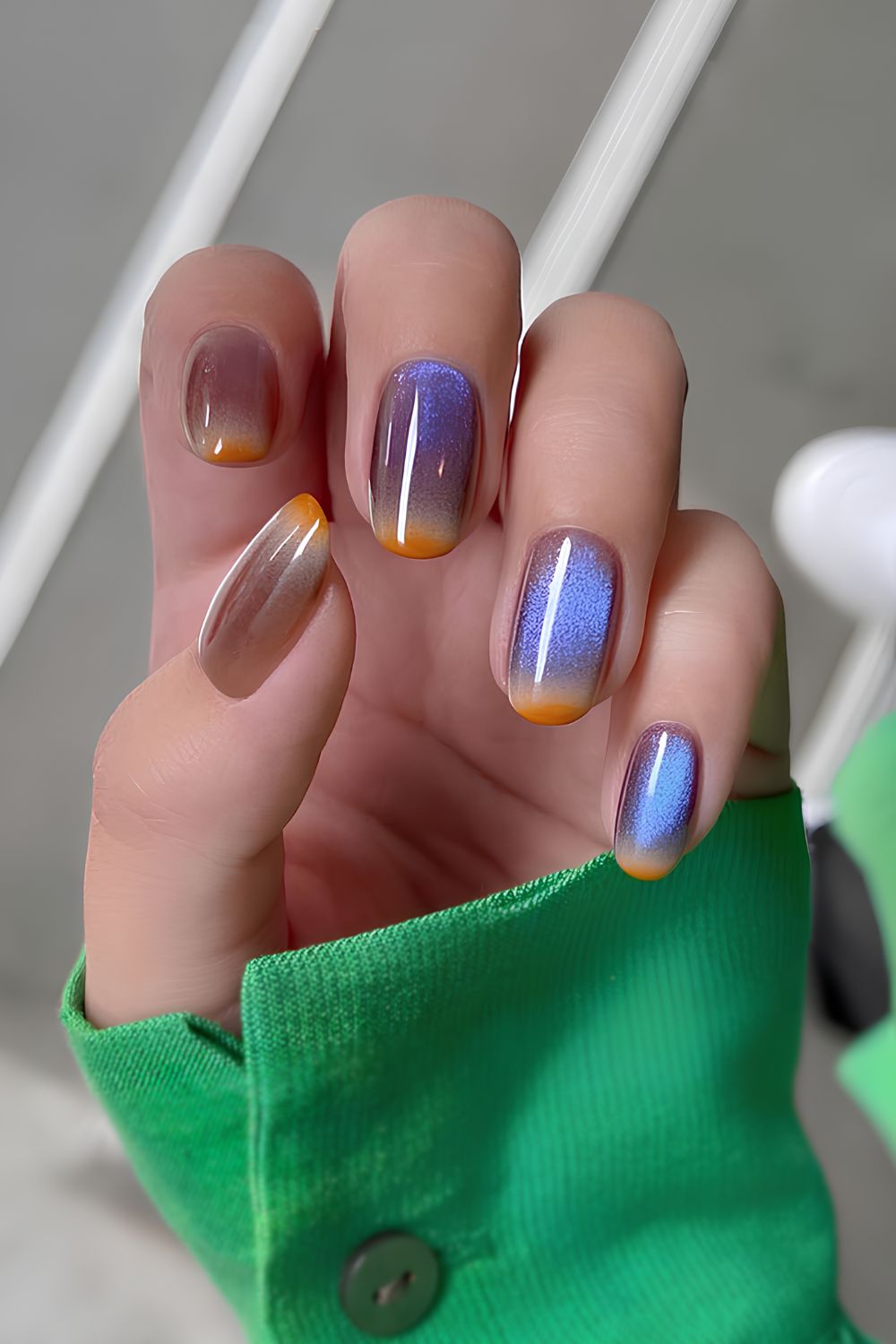 Multi color cat eye nails