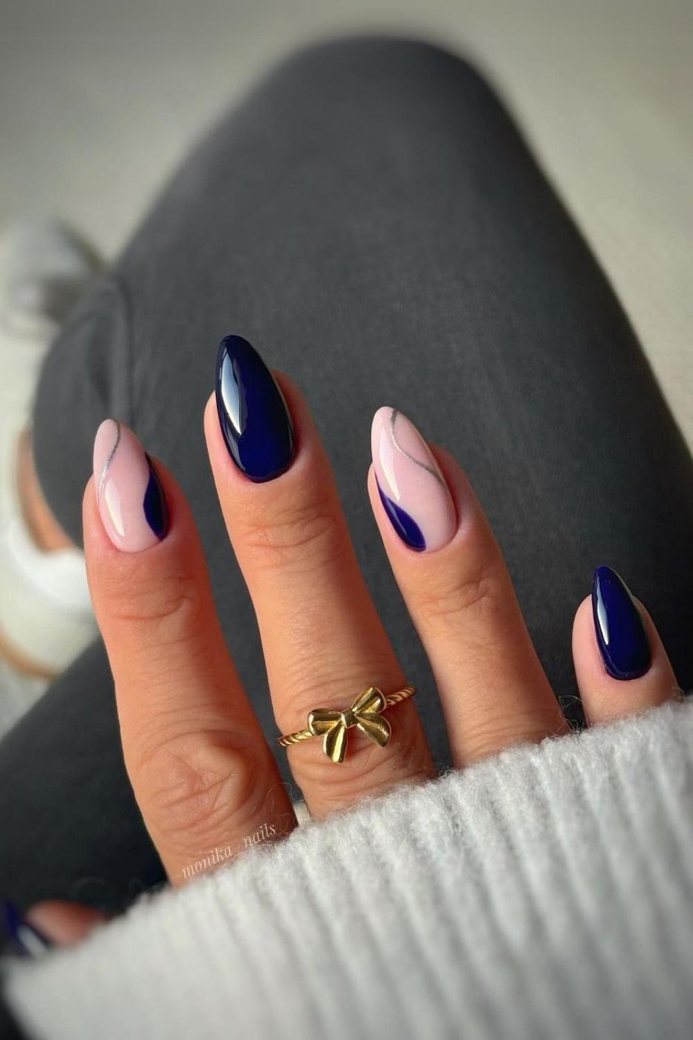 Navy blue nails with silver chrome lines