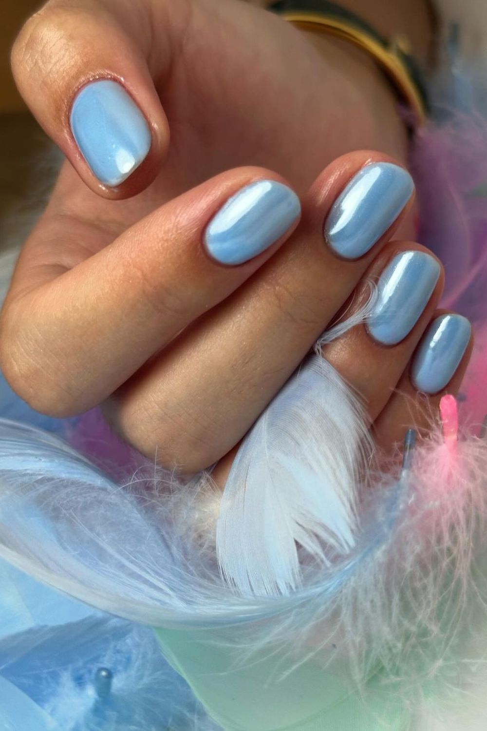 Pearly blue chrome nails