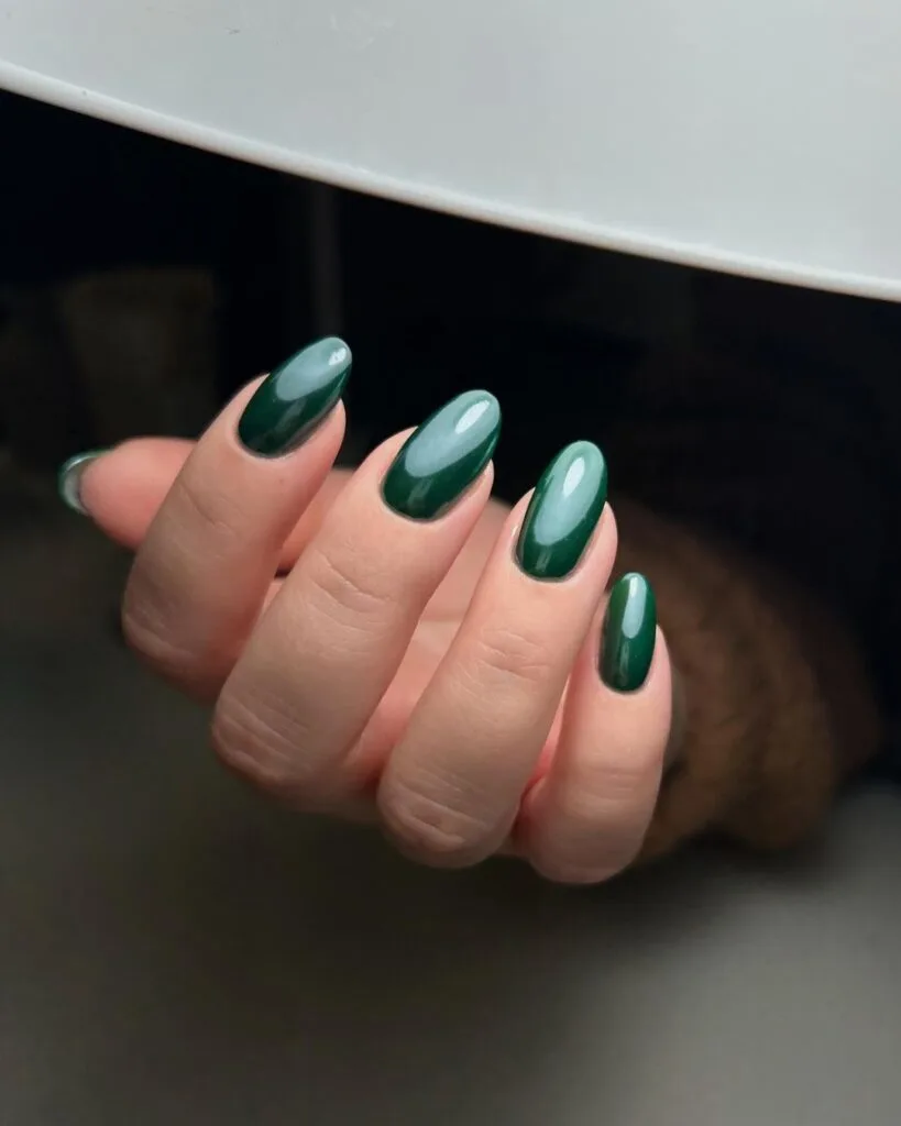 Pearly pine green nails