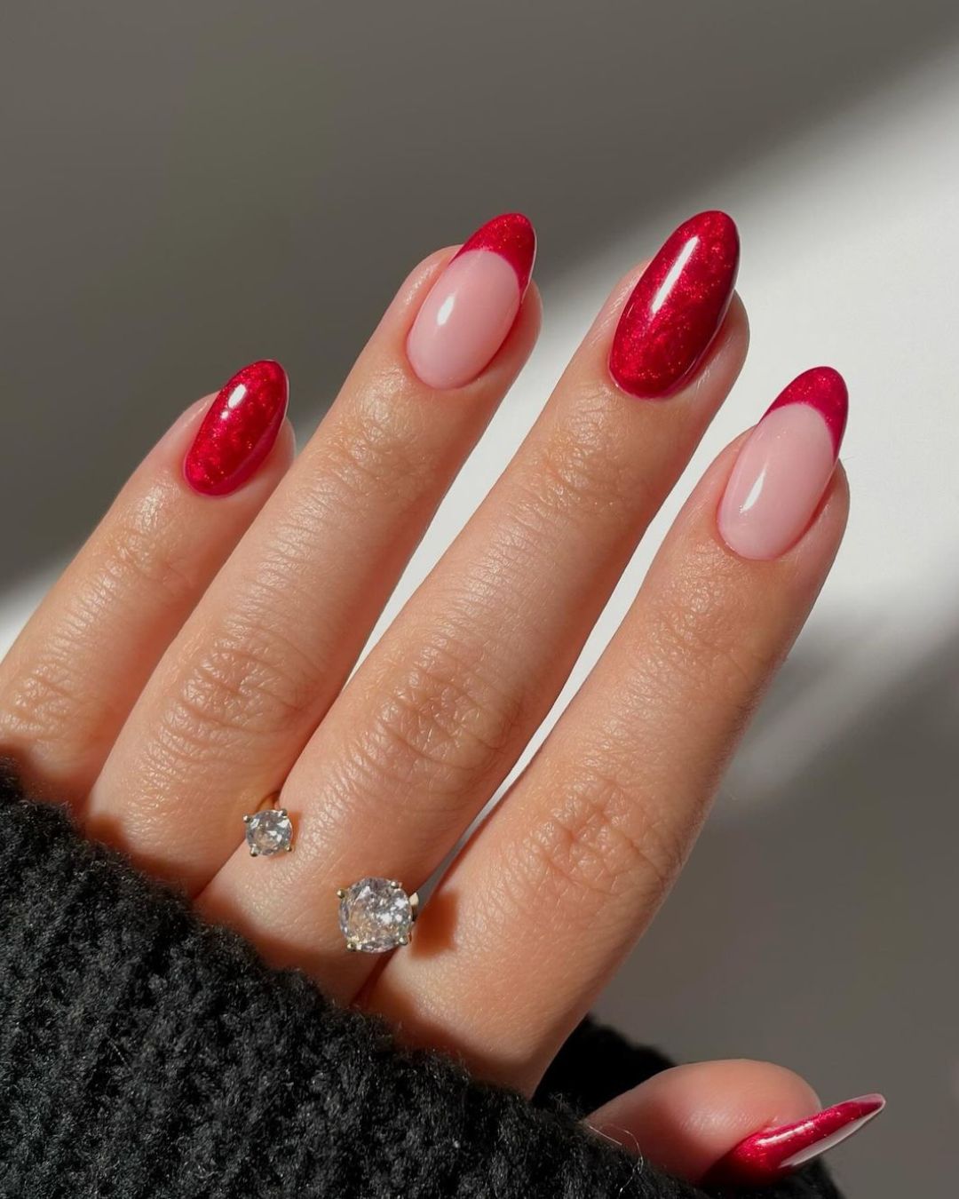 Red pearl nails