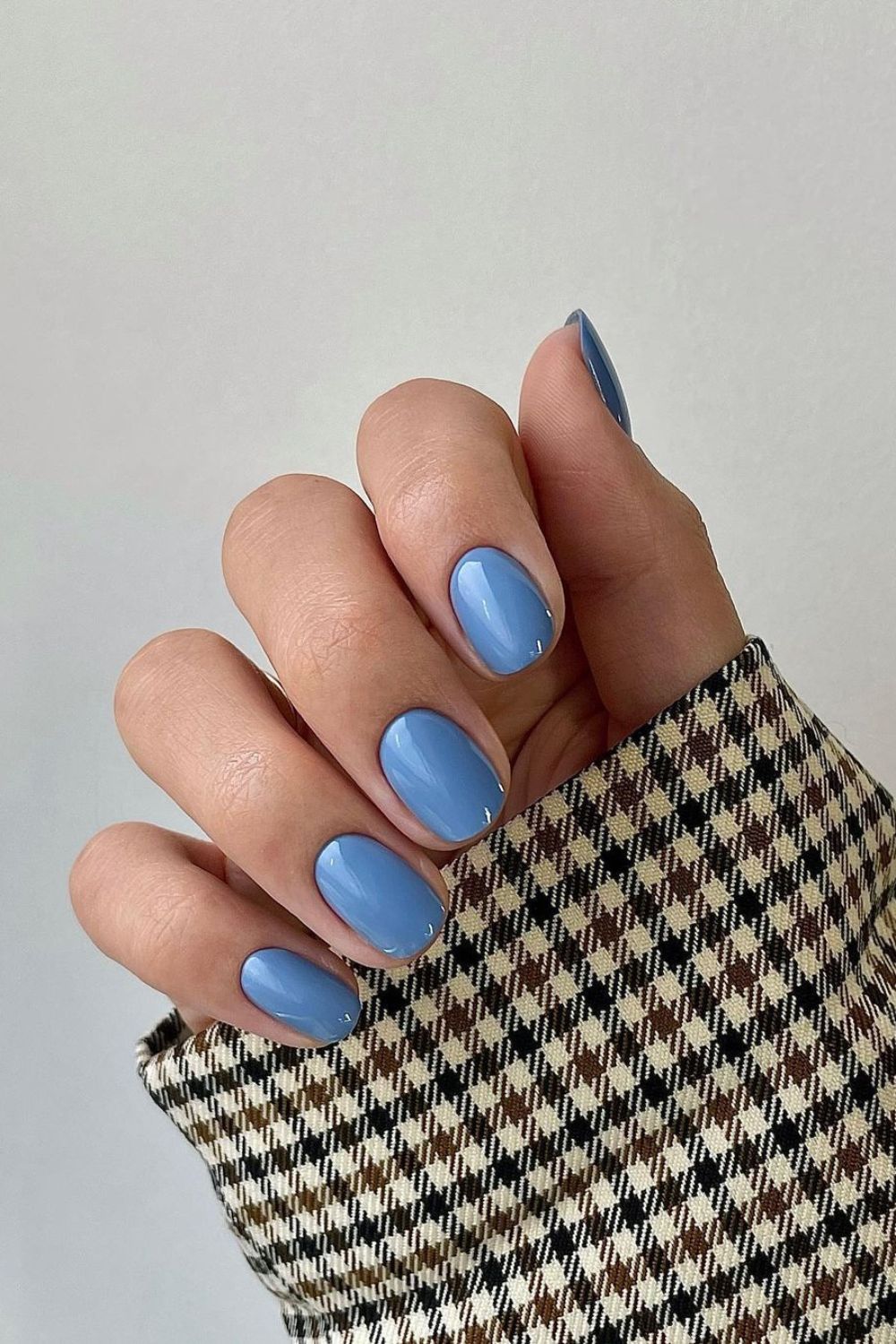 Solid Cerulean blue nails