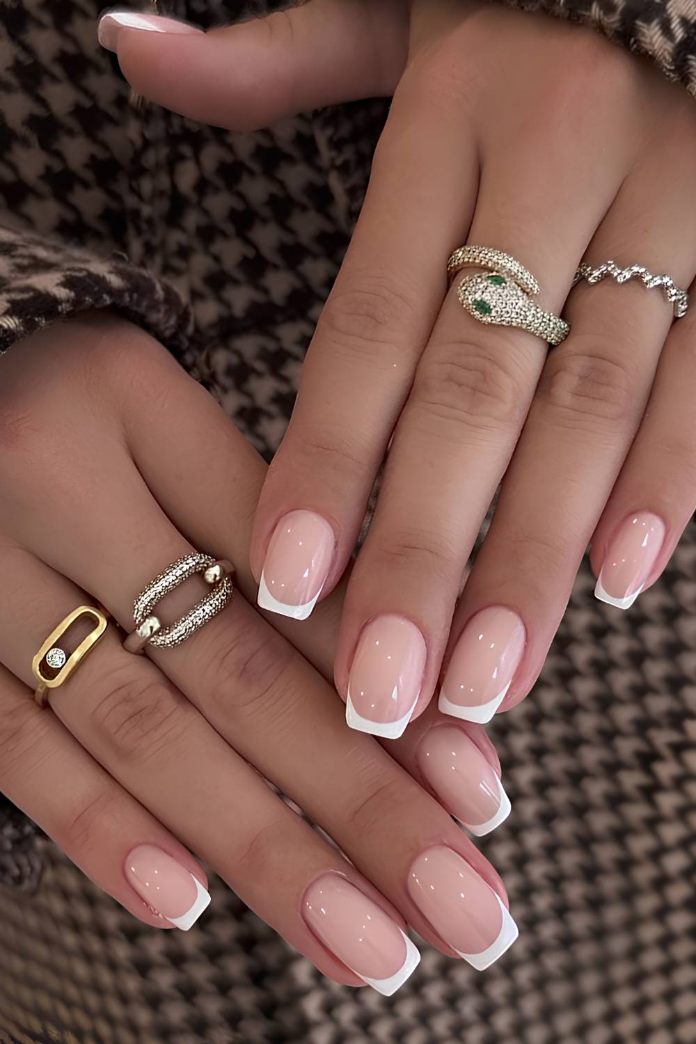 White French mani for fall