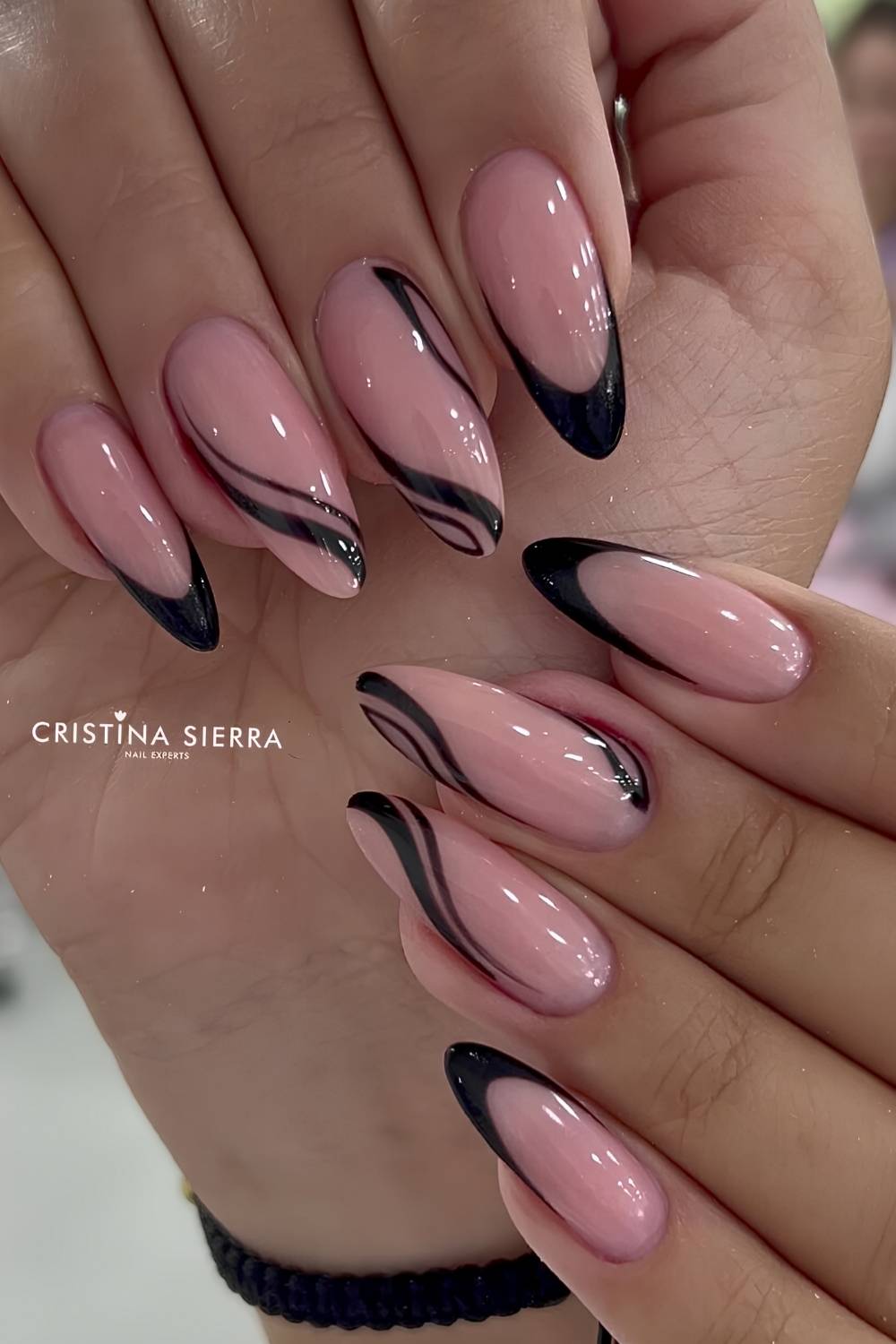 Black French mani with line art