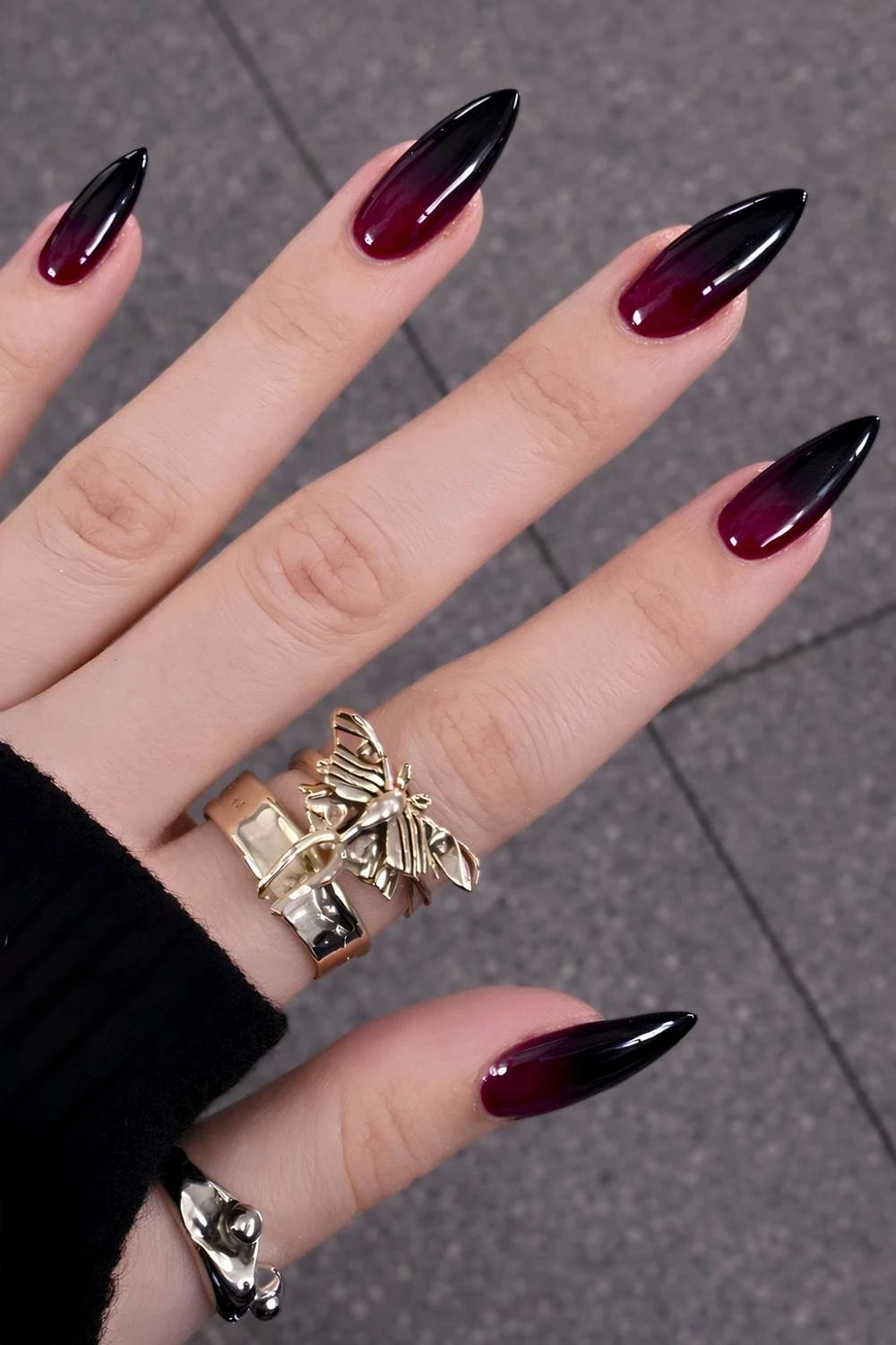 Black and red gradient nails