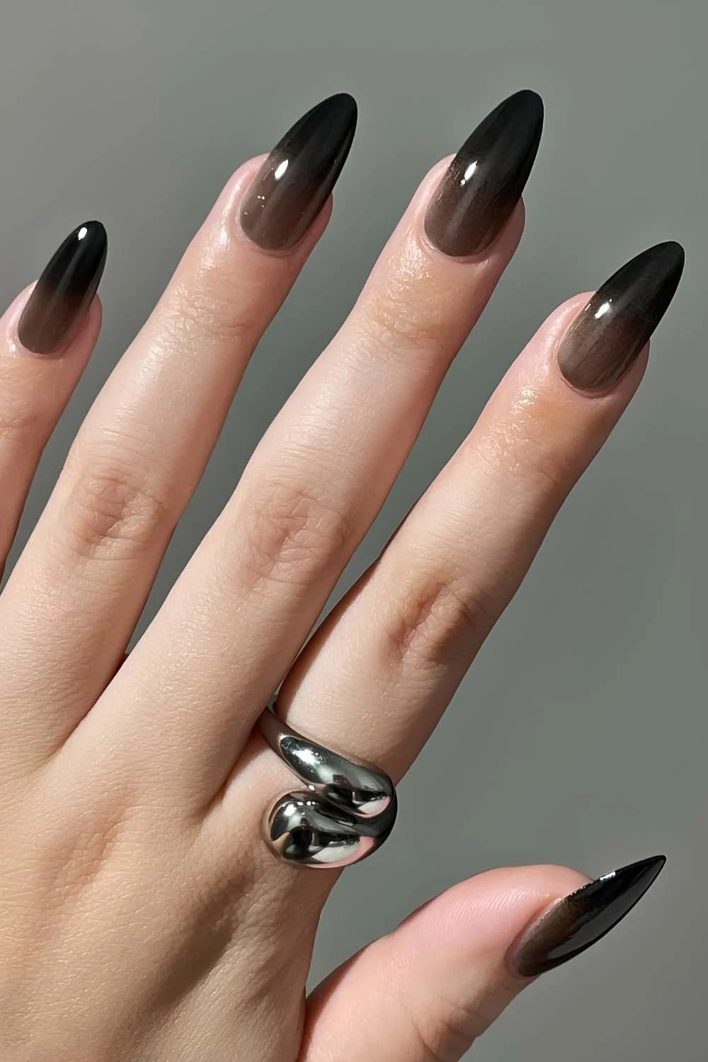 Black ombre gradient nails