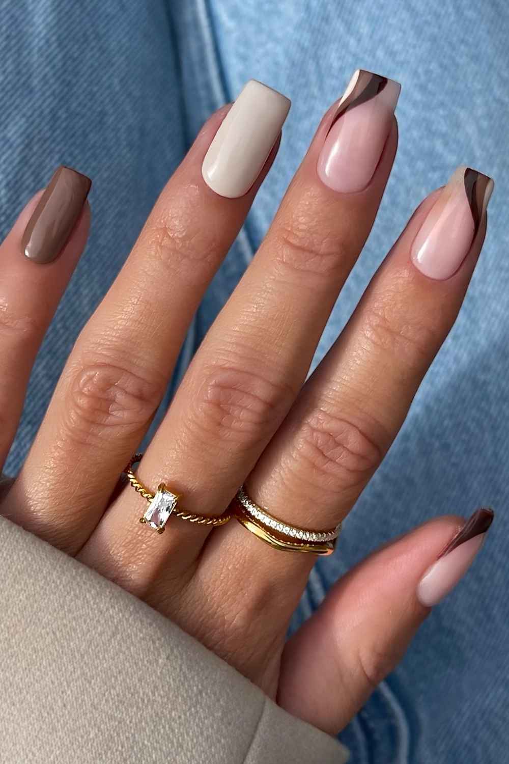 Brown and beige nails with line art