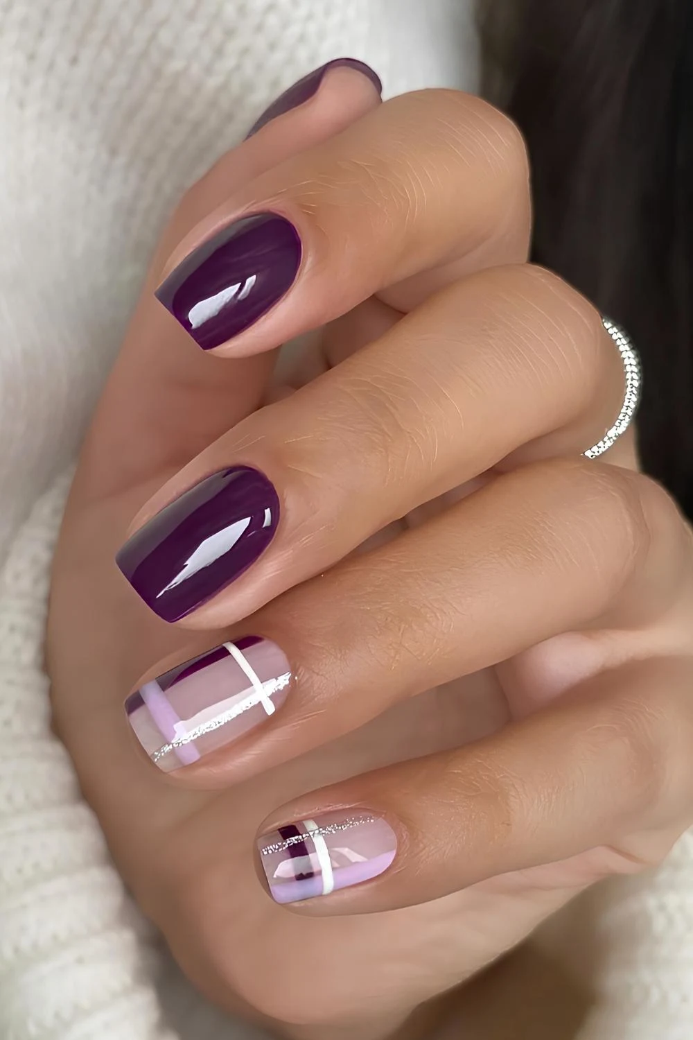 Dark purple mani with plaid art