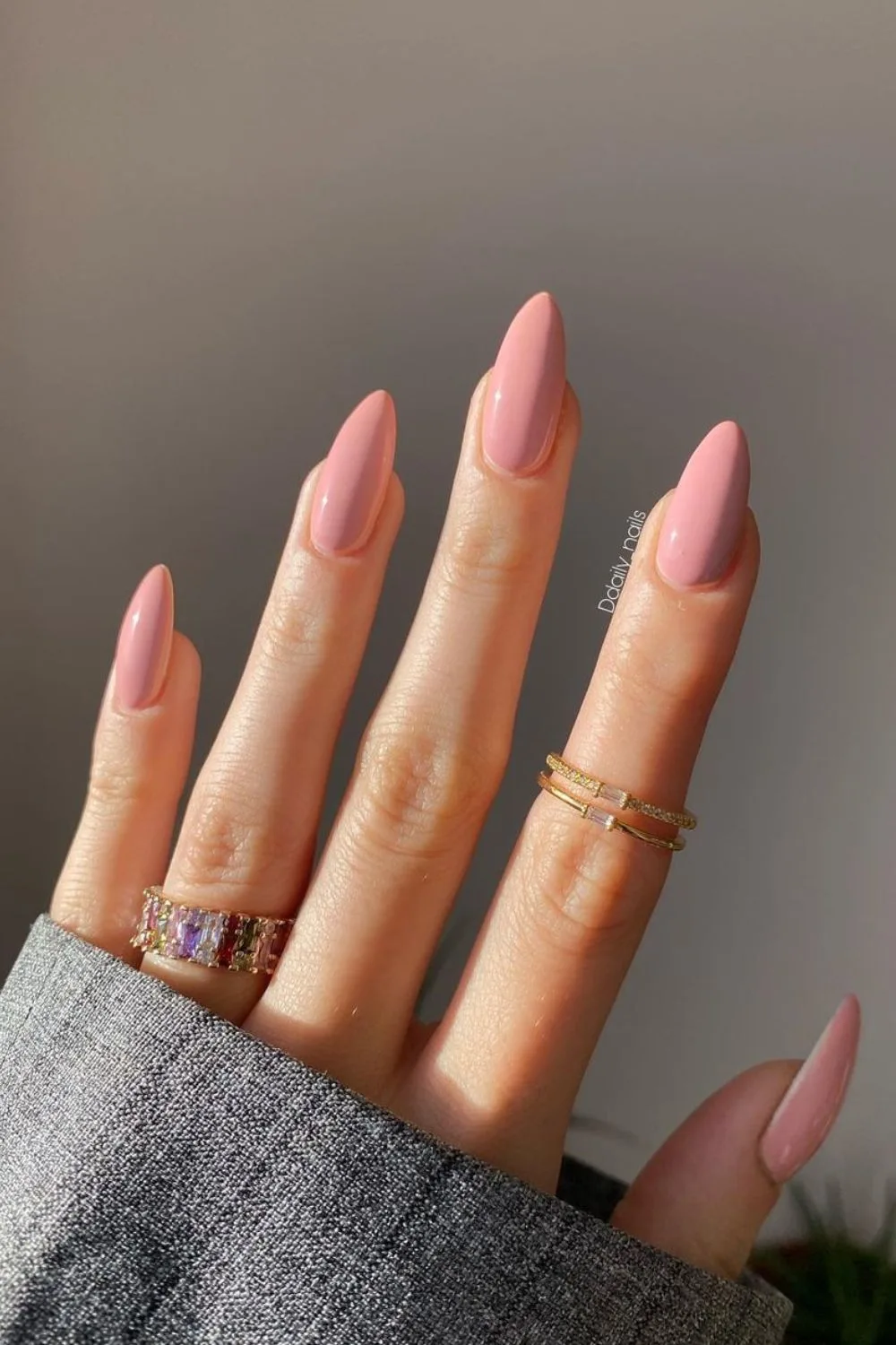 Solid blush pink manicure