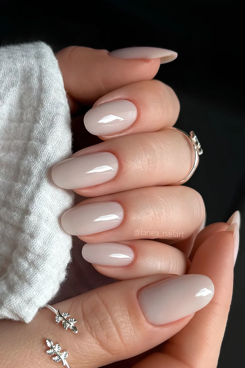 Solid taupe manicure