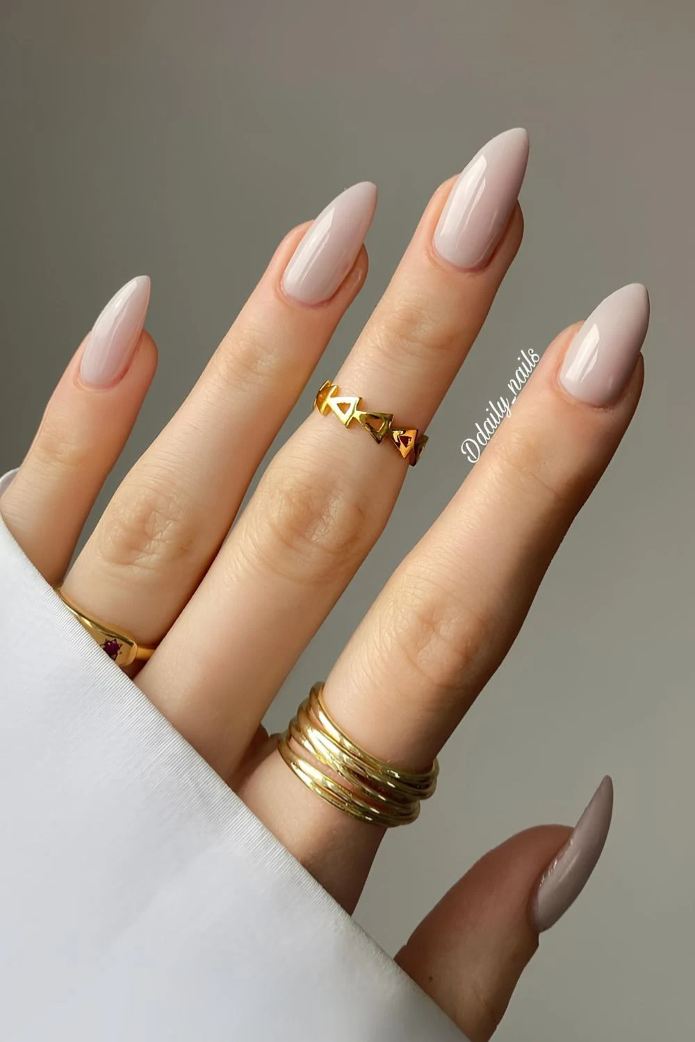 Solid warm gray manicure