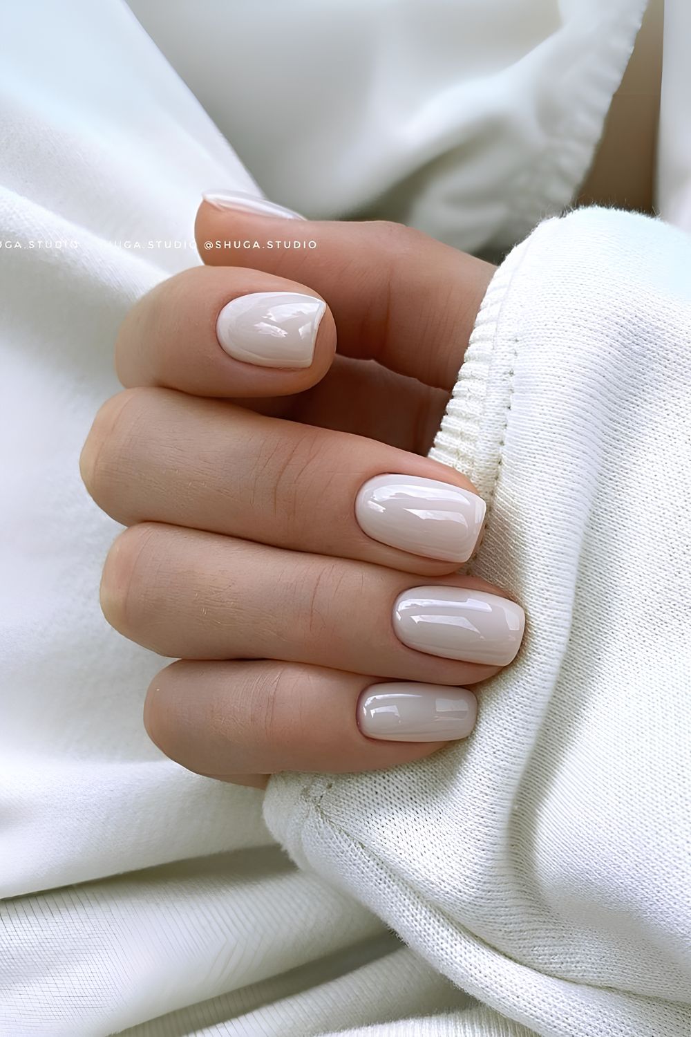 Solid white winter nails