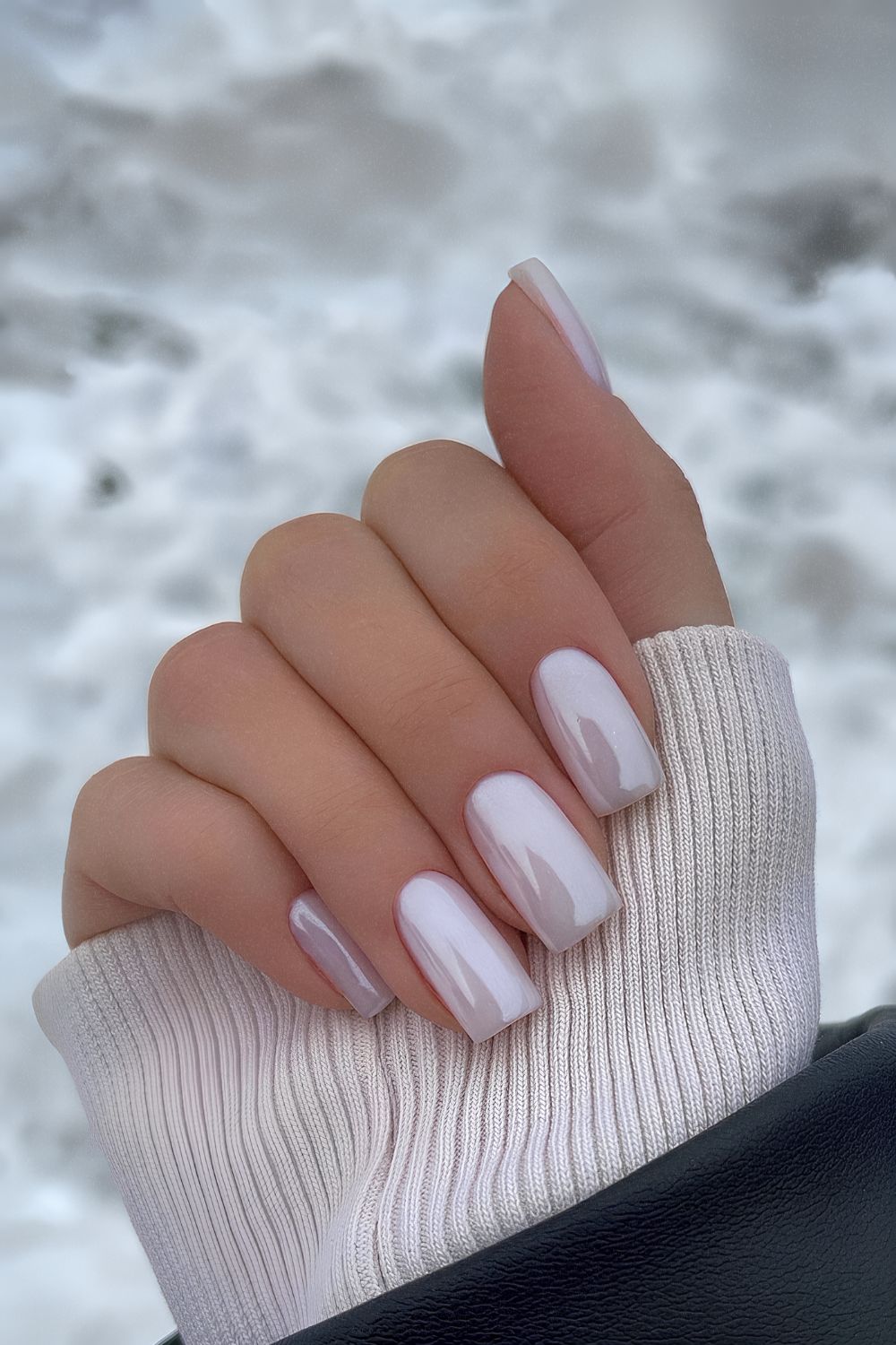 White chrome winter nails