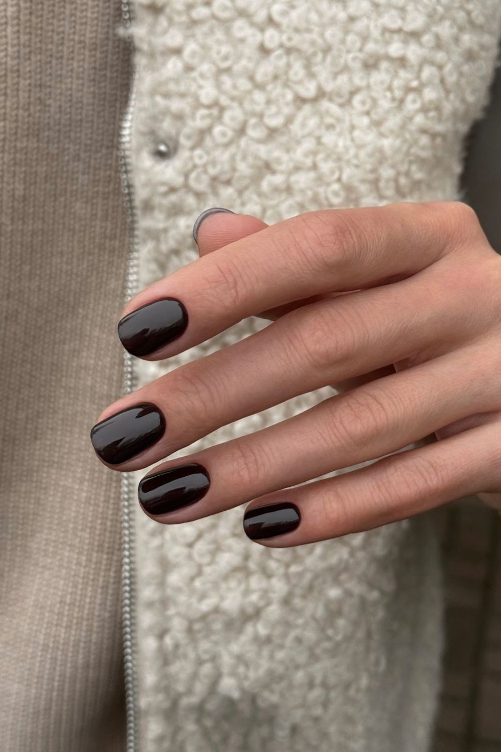 short black nails