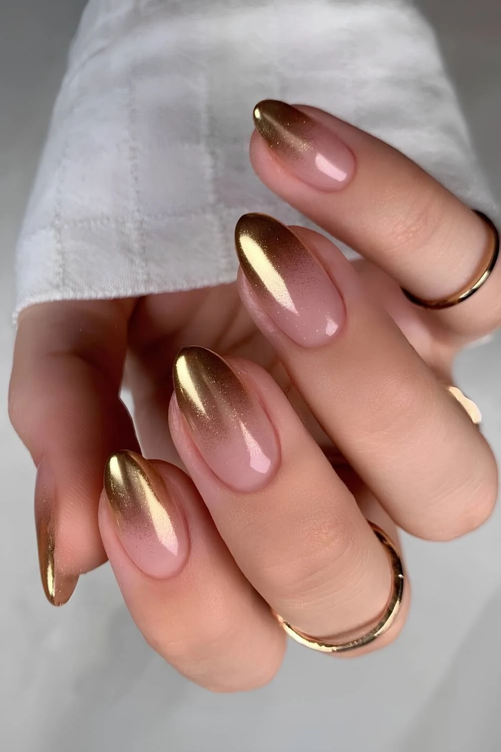 Gold chrome ombre manicure