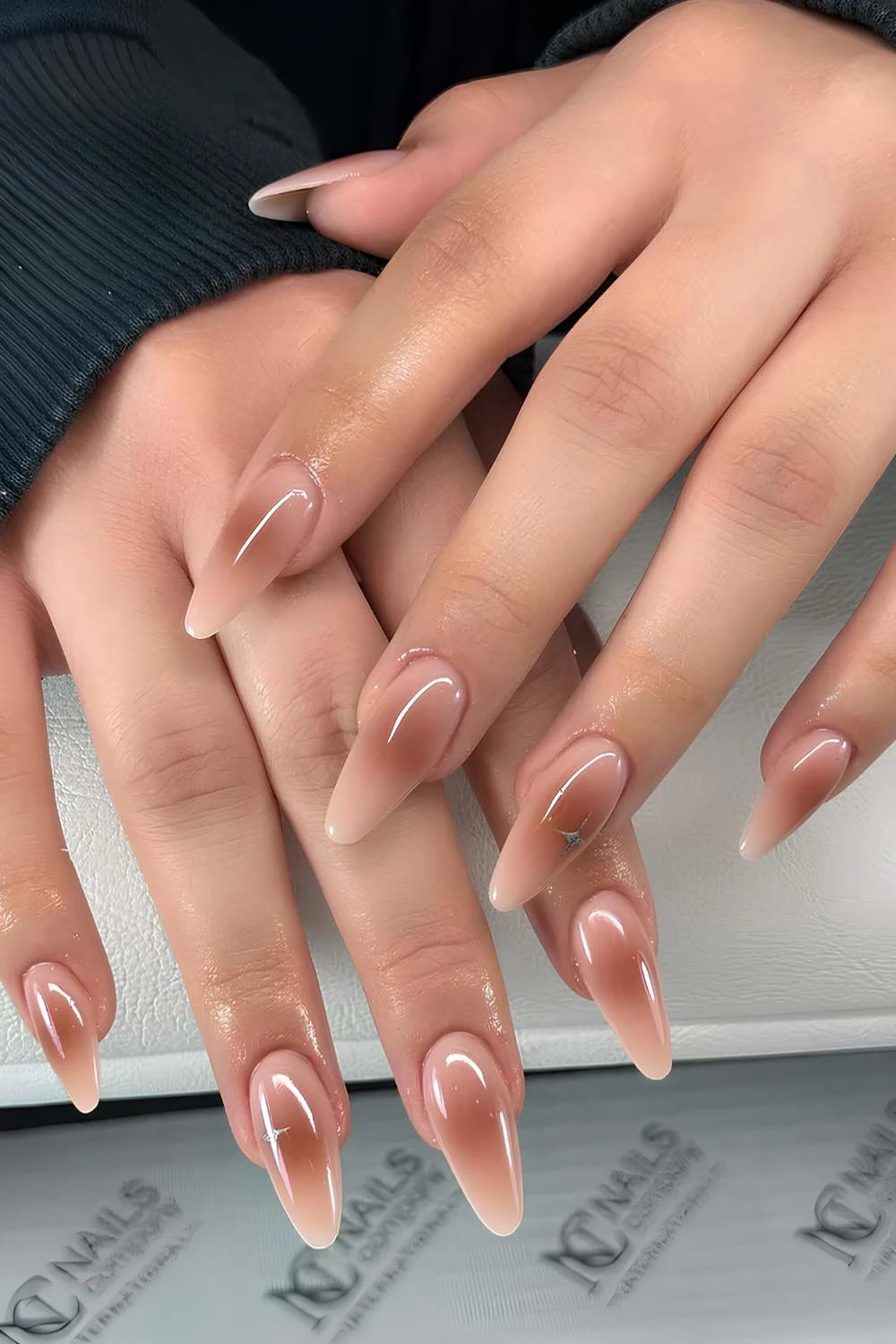 Light brown aura manicure