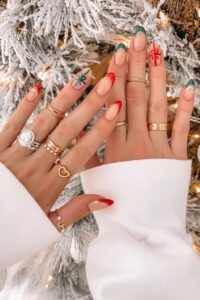 30 Red and Green Christmas Nails You’ll Actually Want to Wear
