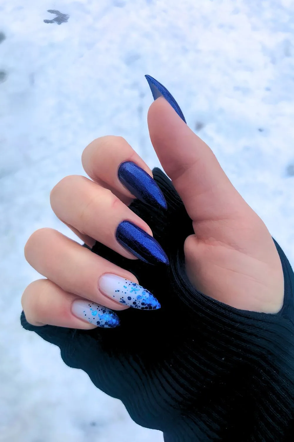 Sapphire blue nails with glitter