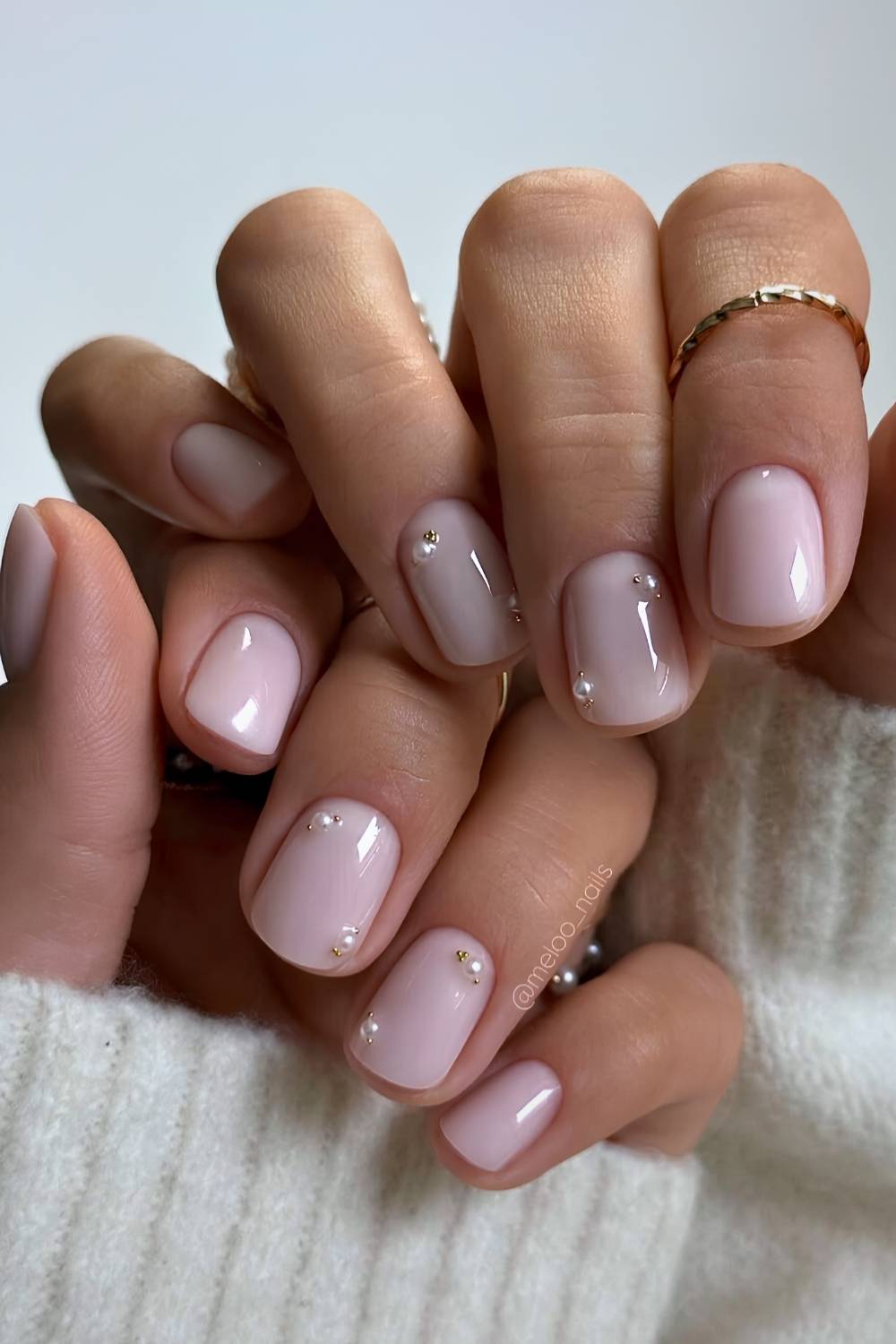 Short white nails with micro pearls