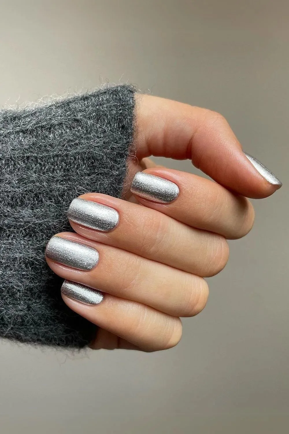 Silver chrome nails