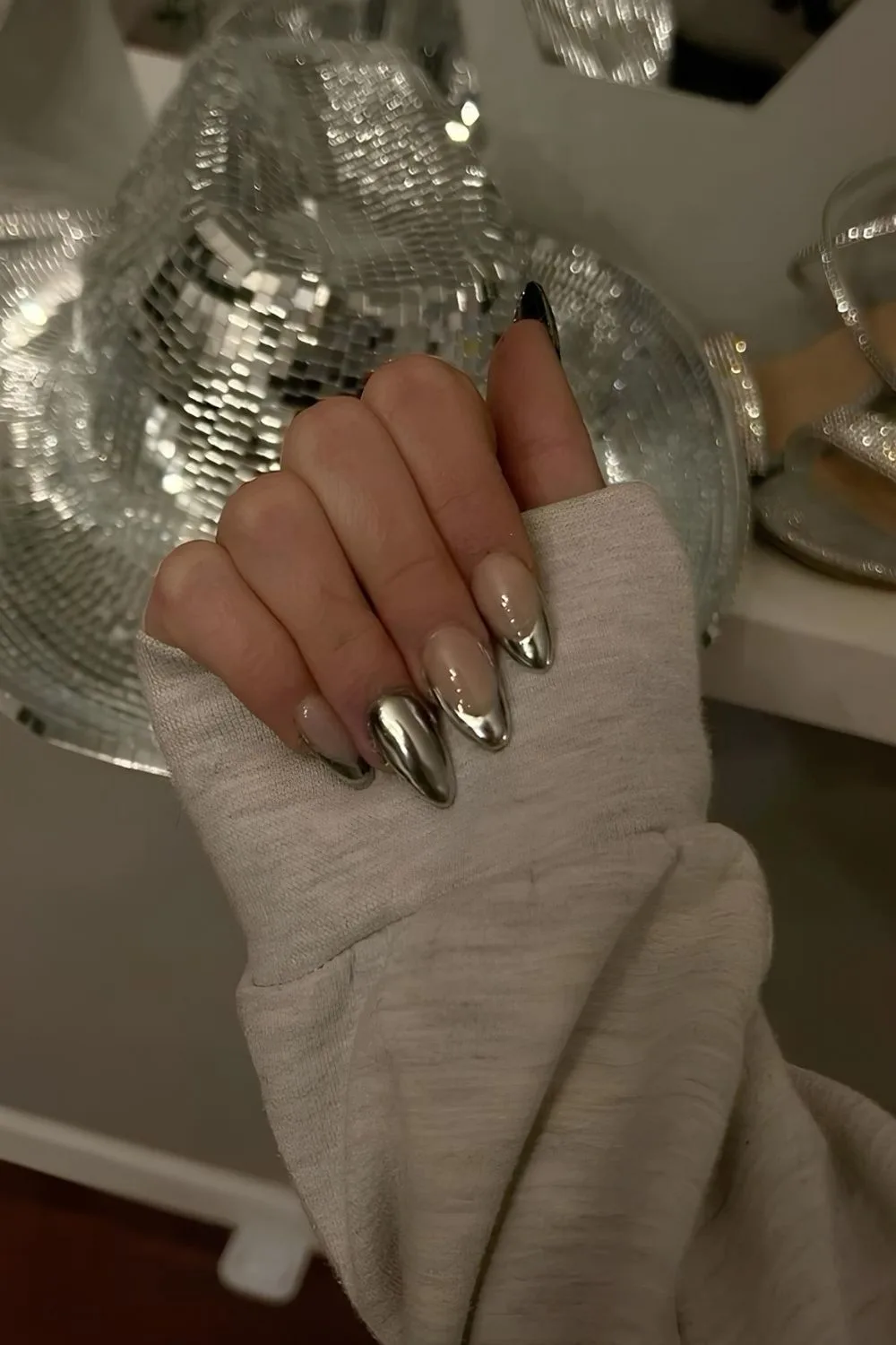 Silver metallic French tip nails