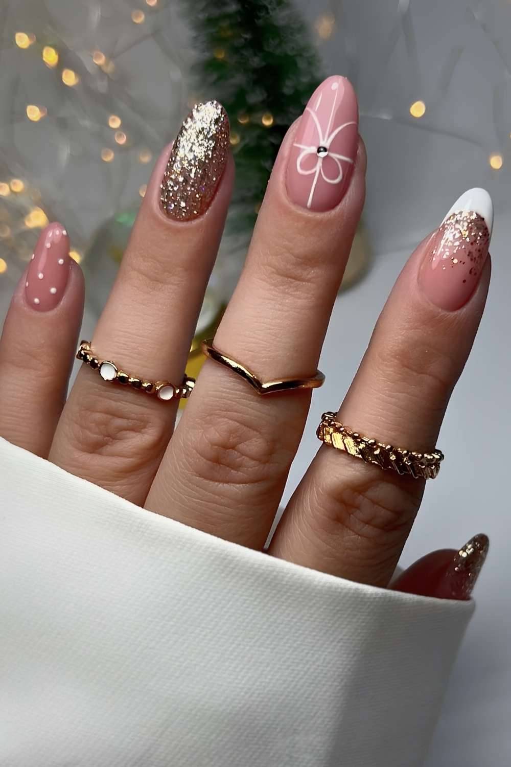 White and gold glitter Christmas themed mani