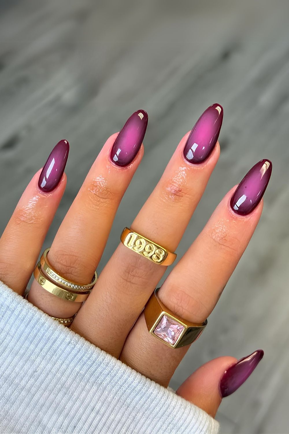 Burgundy and pink aura mani