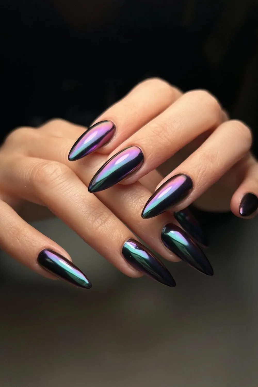 Chameleon chrome nails