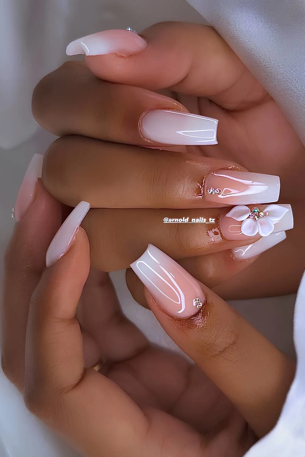 Coffin shaped white ombre mani with flowers
