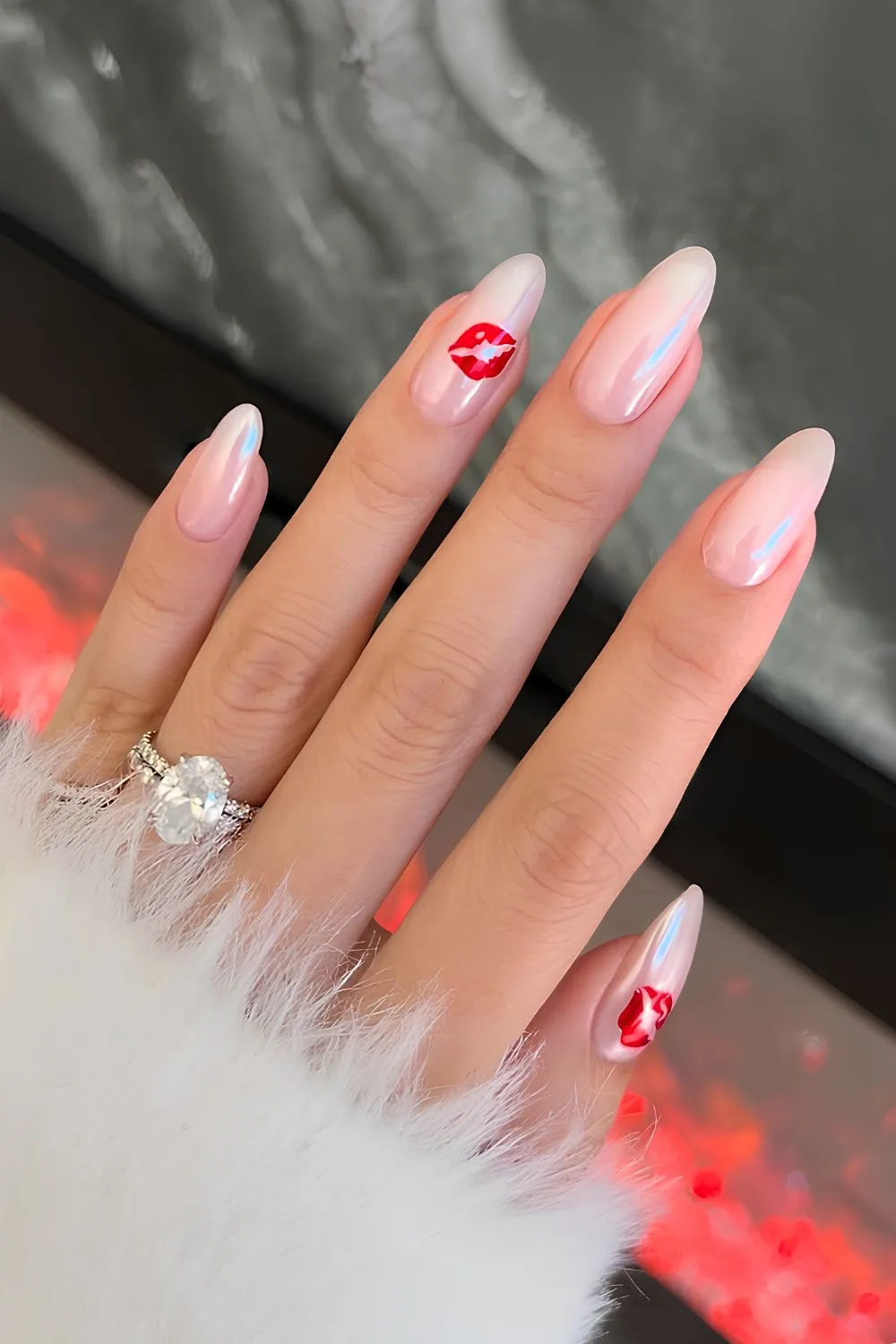 White chrome mani with kiss art